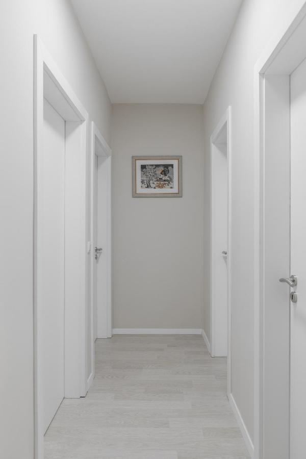 Bleri Apartment, 2 Bedroom, Free Parking Приштина Экстерьер фото